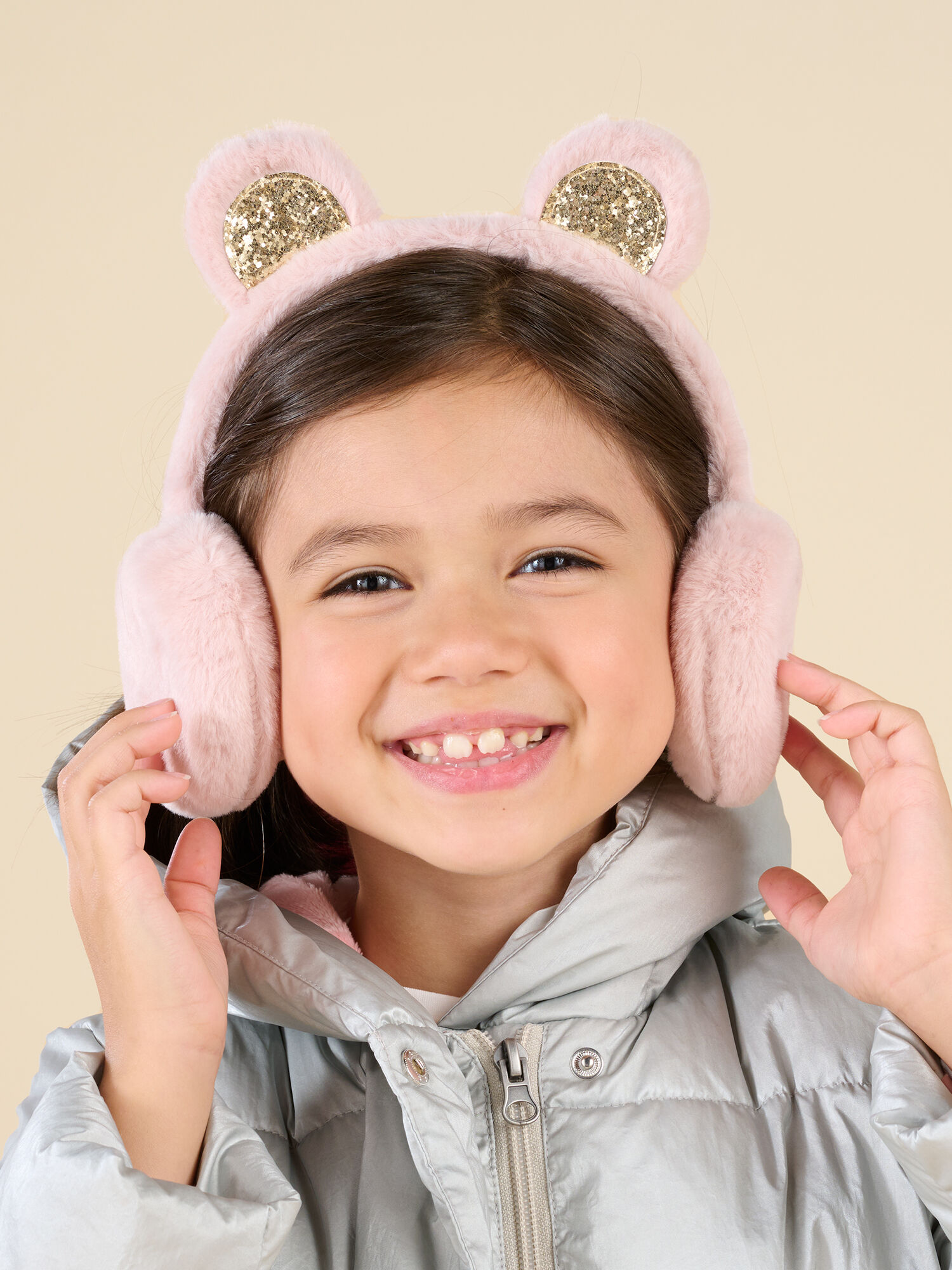 Cache oreilles en peluche achat en ligne Accessoires DPAM Salesforce Commerce Cloud 3.2.0